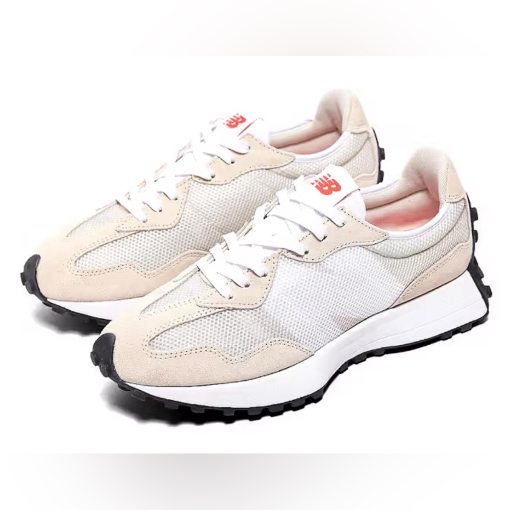 New Balance 327 Sneakers